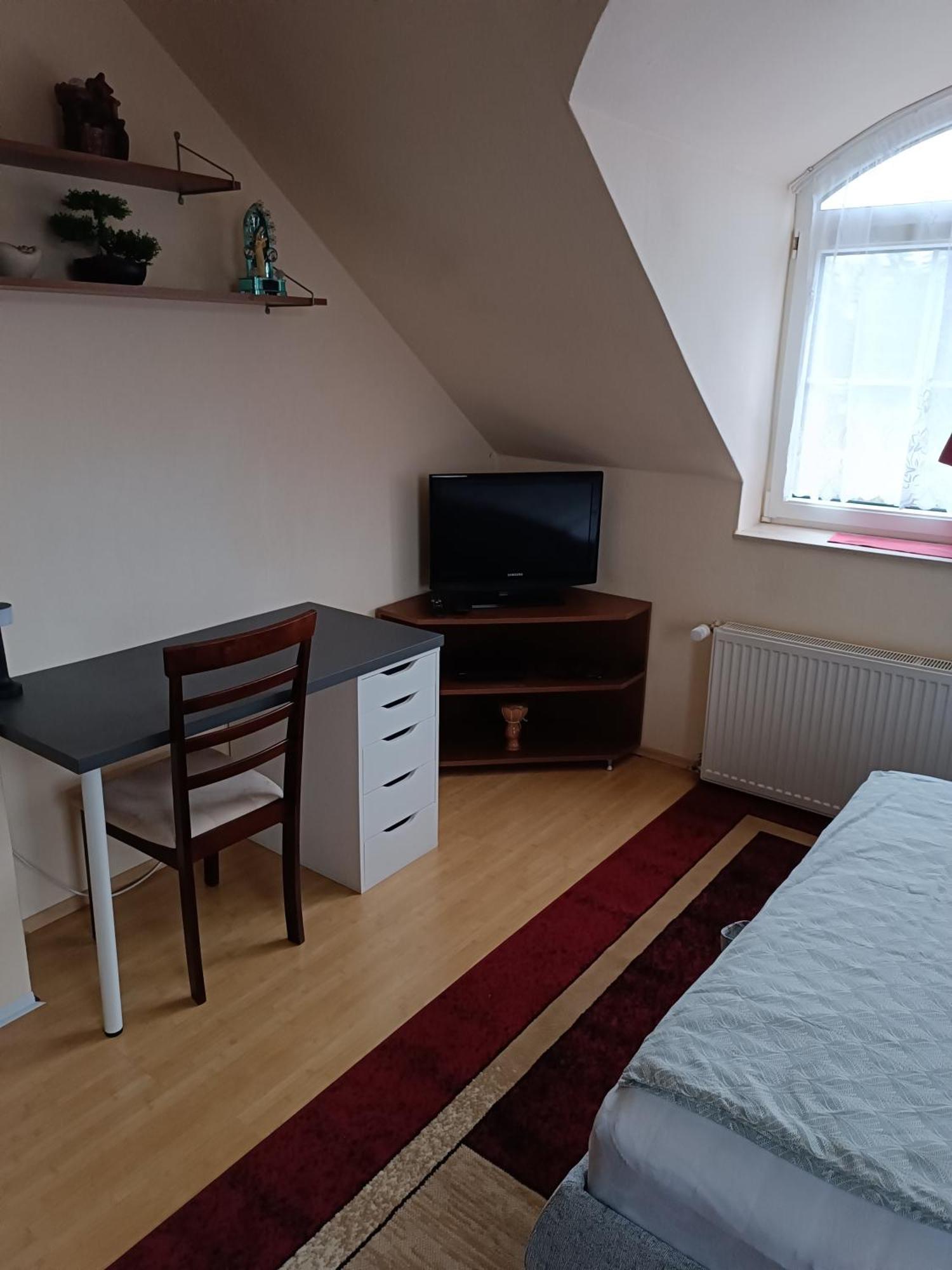 D&d Apartment